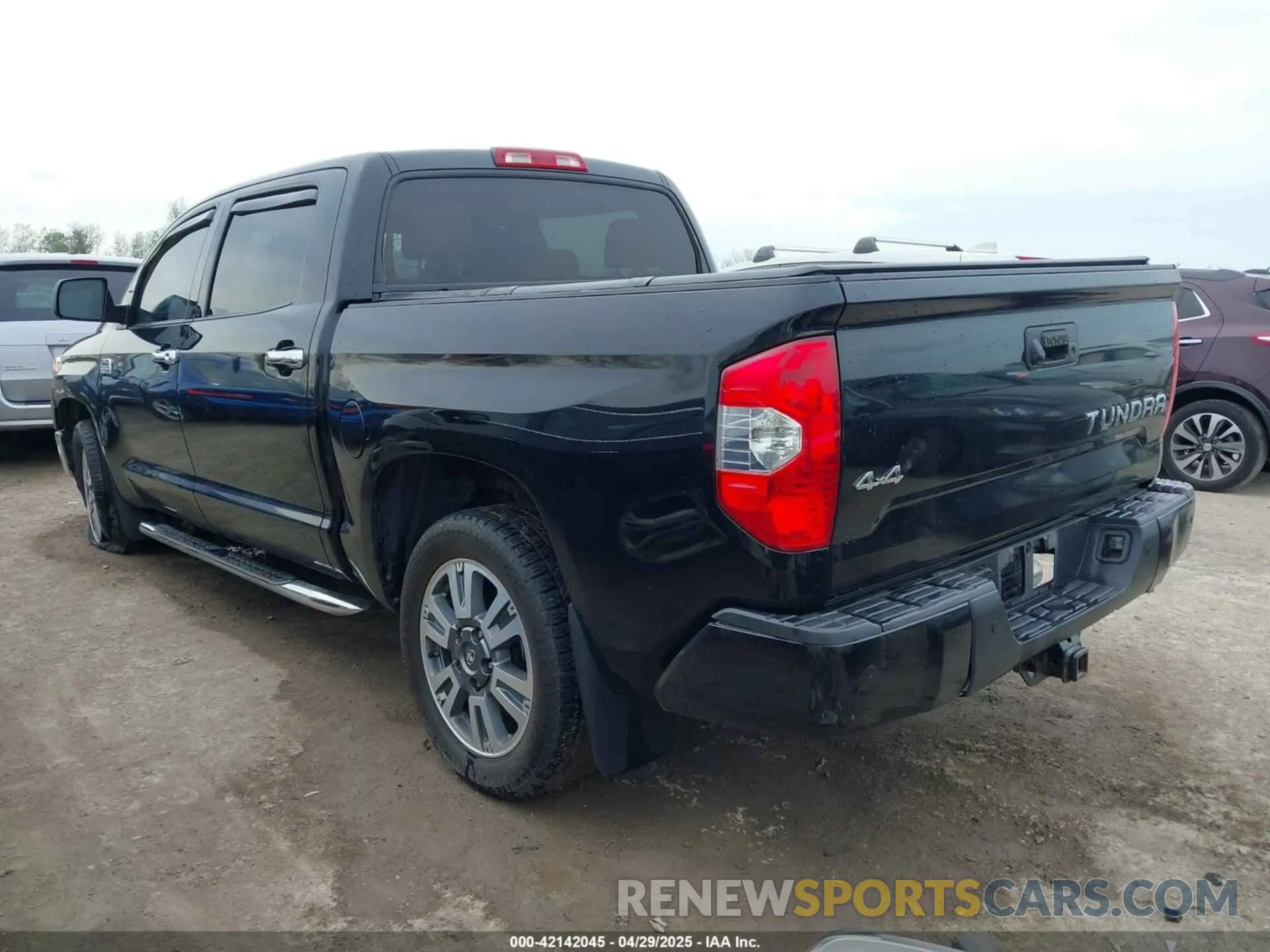 3 fotografías del automóvil dañado 5TFAY5F19KX808531 TOYOTA TUNDRA 2019