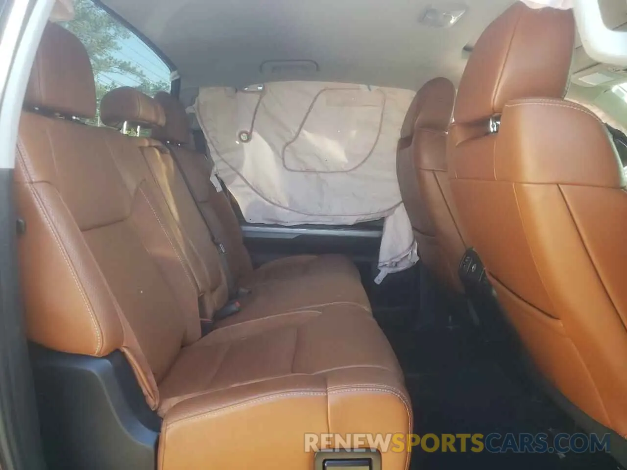 6 fotografías del automóvil dañado 5TFAY5F19KX838094 TOYOTA TUNDRA 2019
