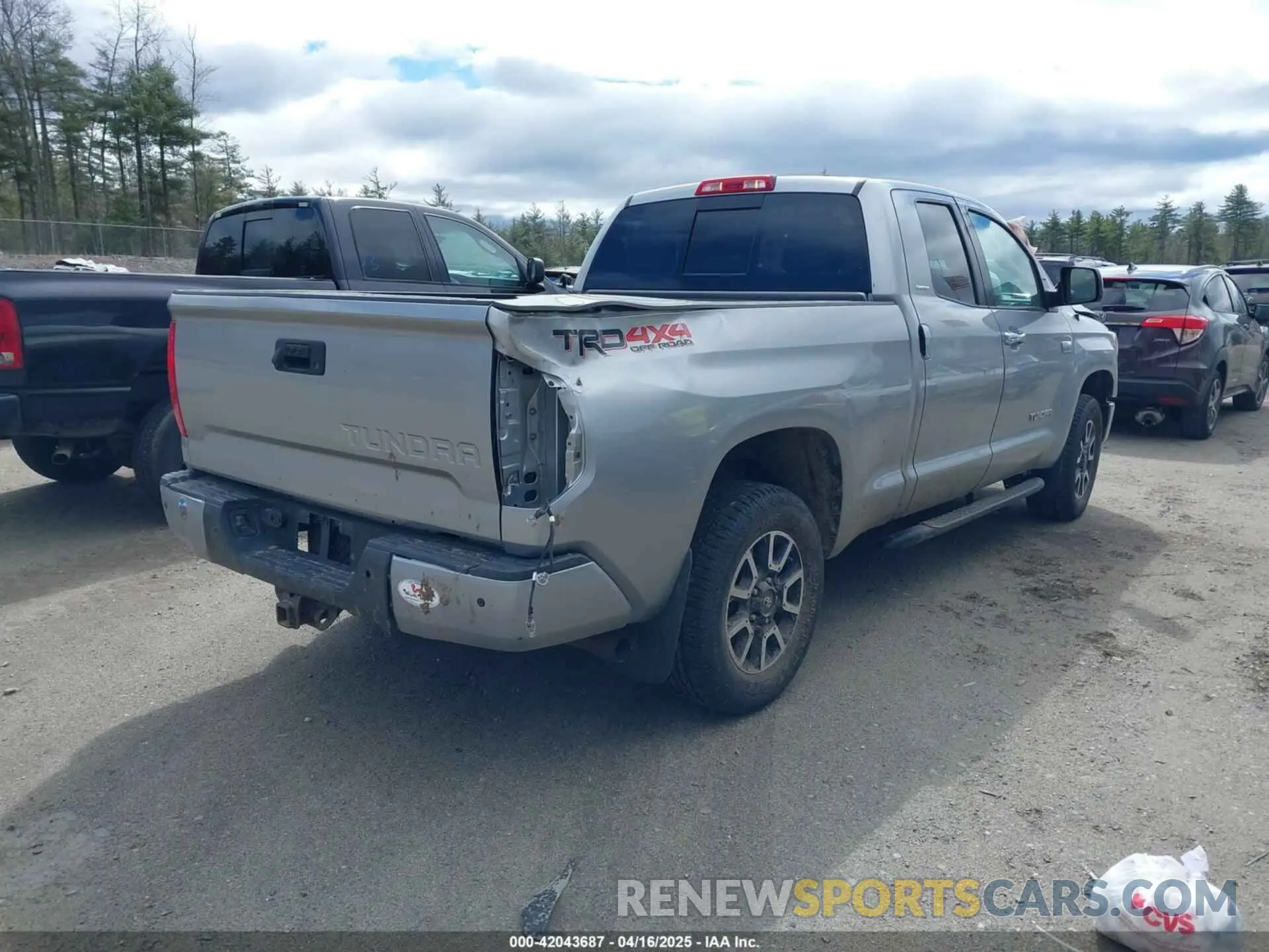 4 fotografías del automóvil dañado 5TFBY5F13KX799779 TOYOTA TUNDRA 2019