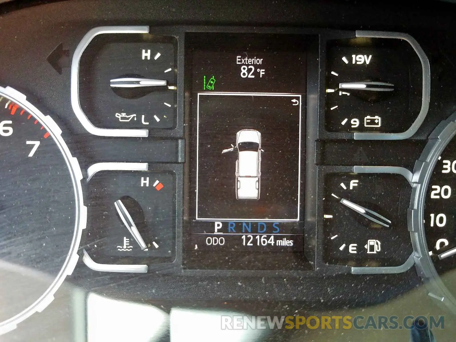 8 fotografías del automóvil dañado 5TFBY5F14KX818968 TOYOTA TUNDRA 2019