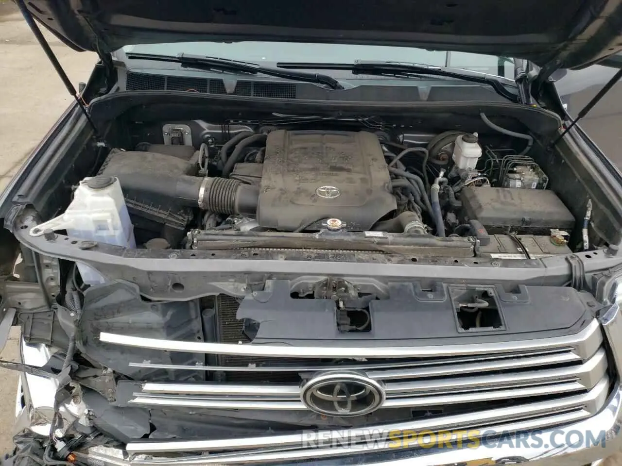 13 fotografías del automóvil dañado 5TFBY5F17KX864939 TOYOTA TUNDRA 2019