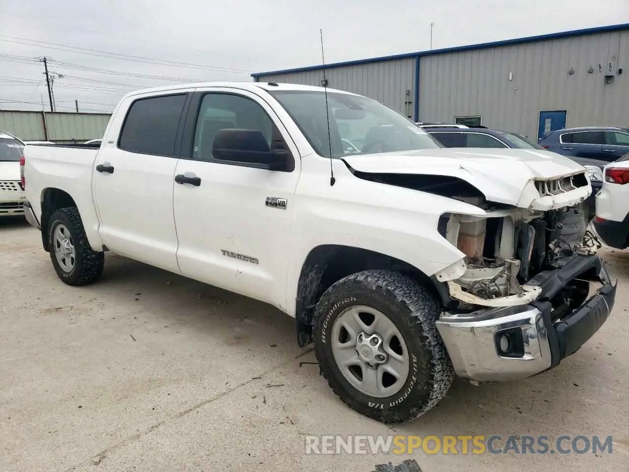 4 fotografías del automóvil dañado 5TFDW5F12KX809023 TOYOTA TUNDRA 2019