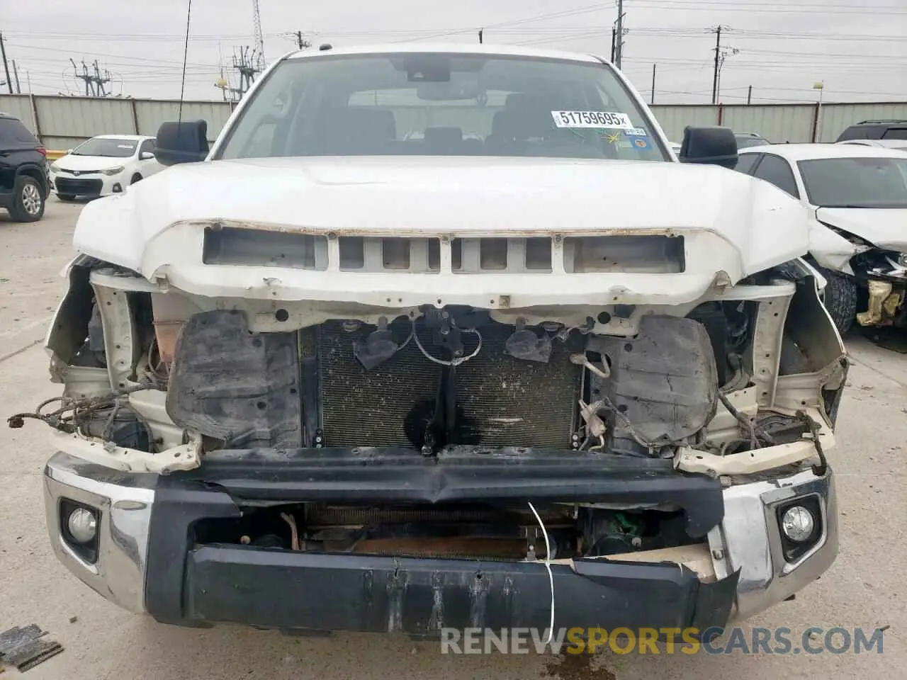 5 fotografías del automóvil dañado 5TFDW5F12KX809023 TOYOTA TUNDRA 2019