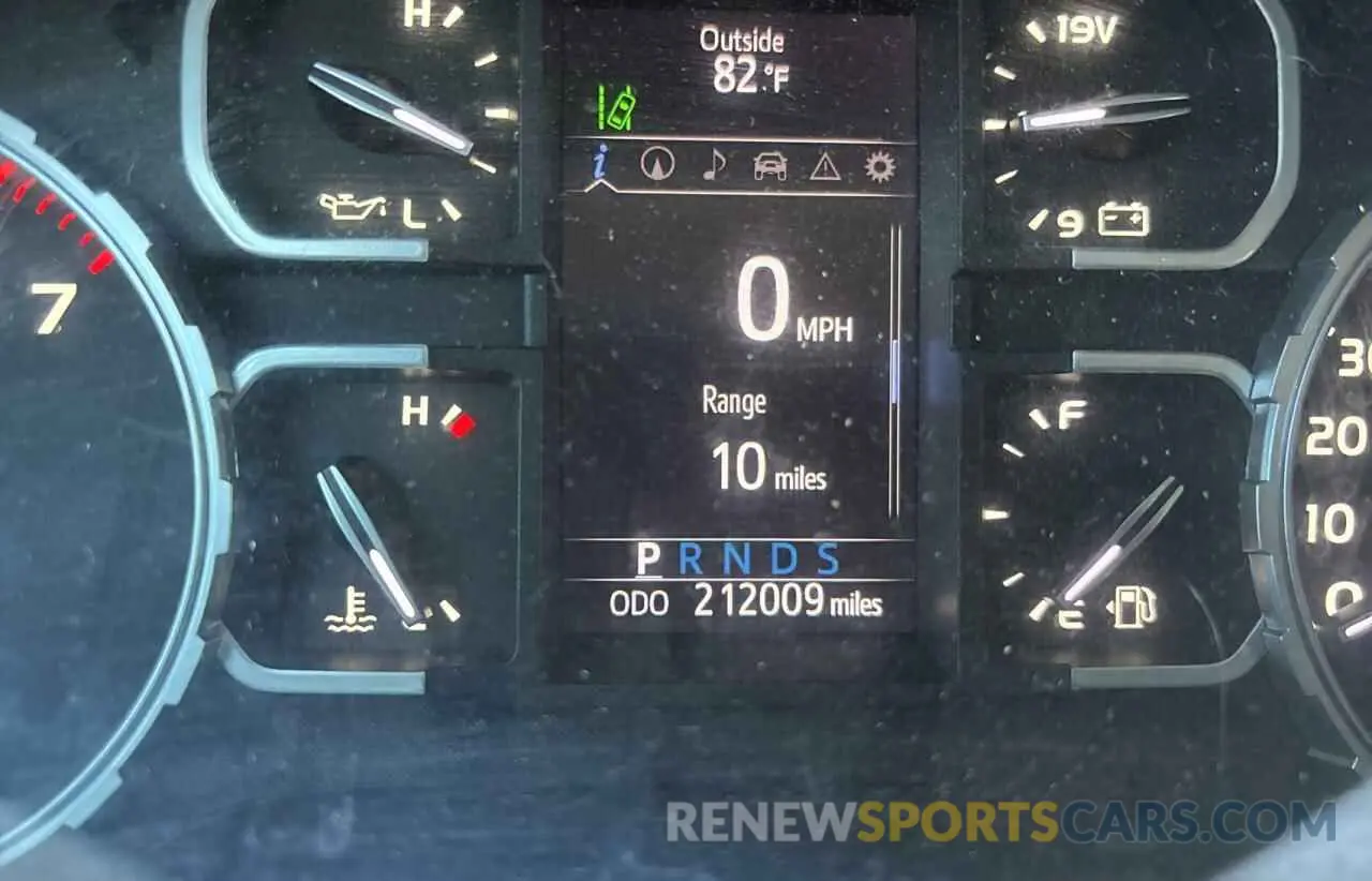 8 fotografías del automóvil dañado 5TFDW5F13KX795570 TOYOTA TUNDRA 2019