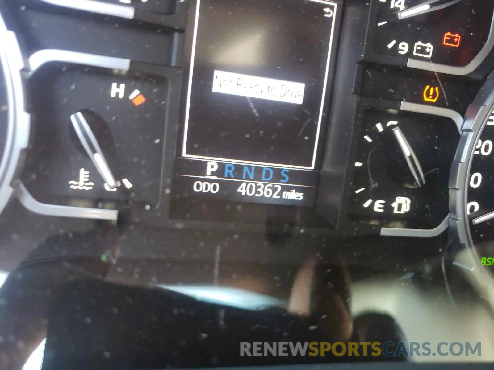 8 fotografías del automóvil dañado 5TFDW5F14KX861852 TOYOTA TUNDRA 2019