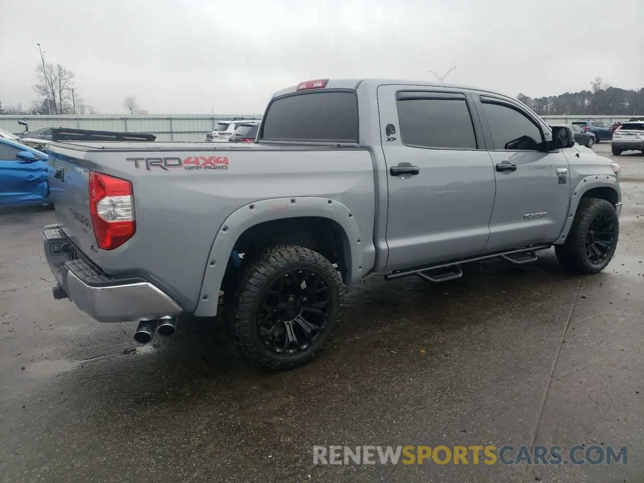 3 fotografías del automóvil dañado 5TFDW5F15KX832425 TOYOTA TUNDRA 2019