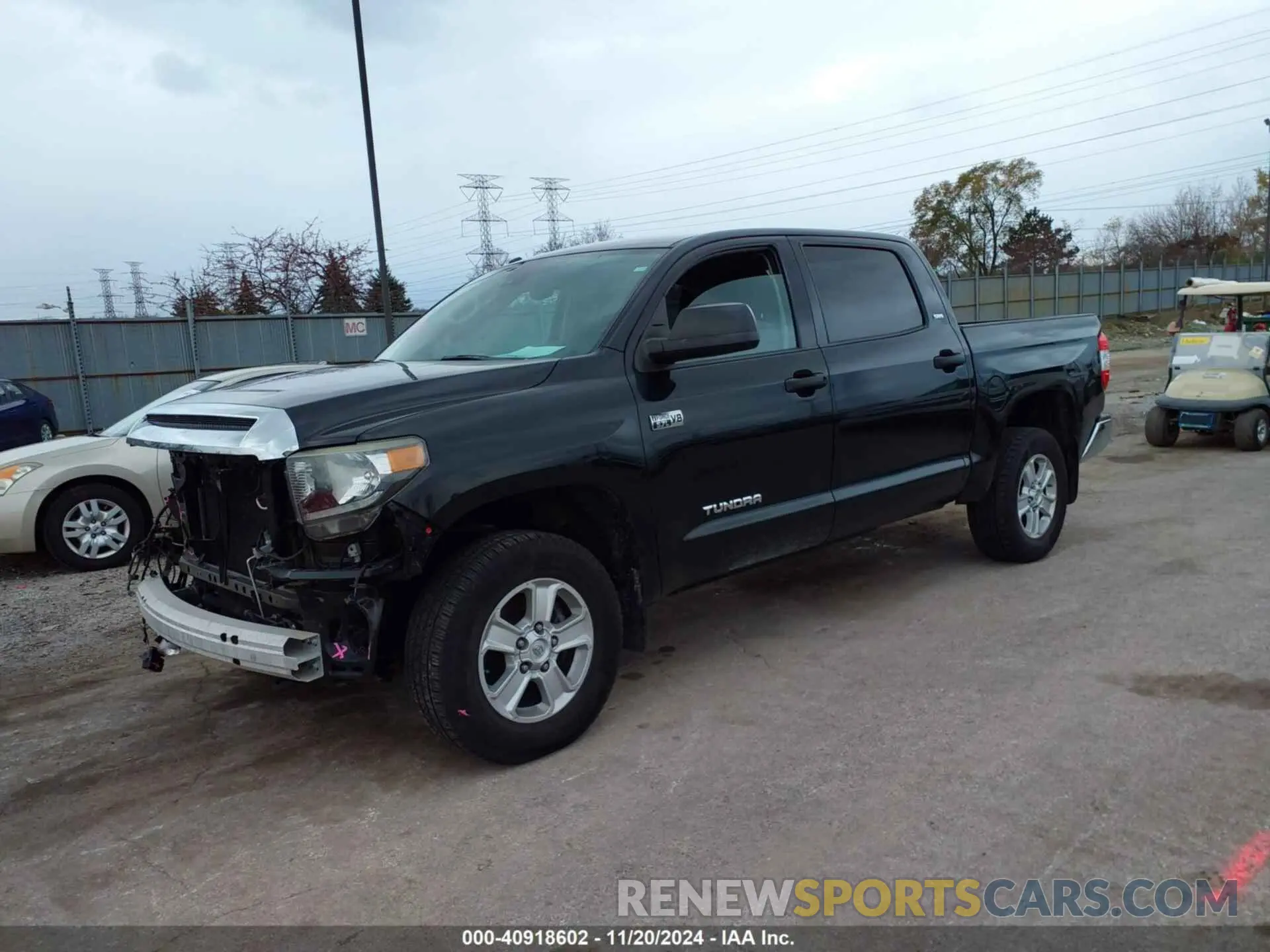2 fotografías del automóvil dañado 5TFDW5F16KX789536 TOYOTA TUNDRA 2019