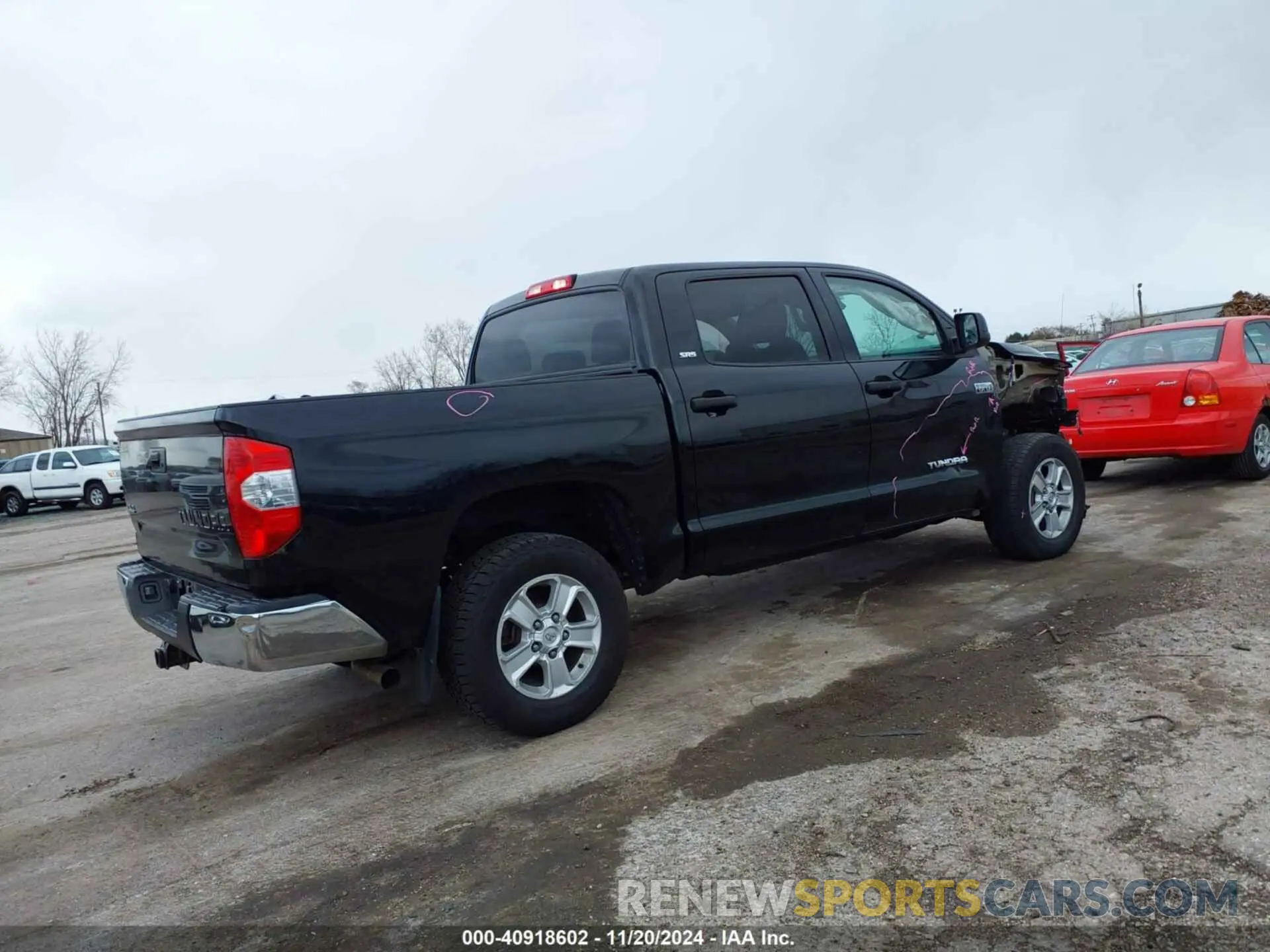4 fotografías del automóvil dañado 5TFDW5F16KX789536 TOYOTA TUNDRA 2019