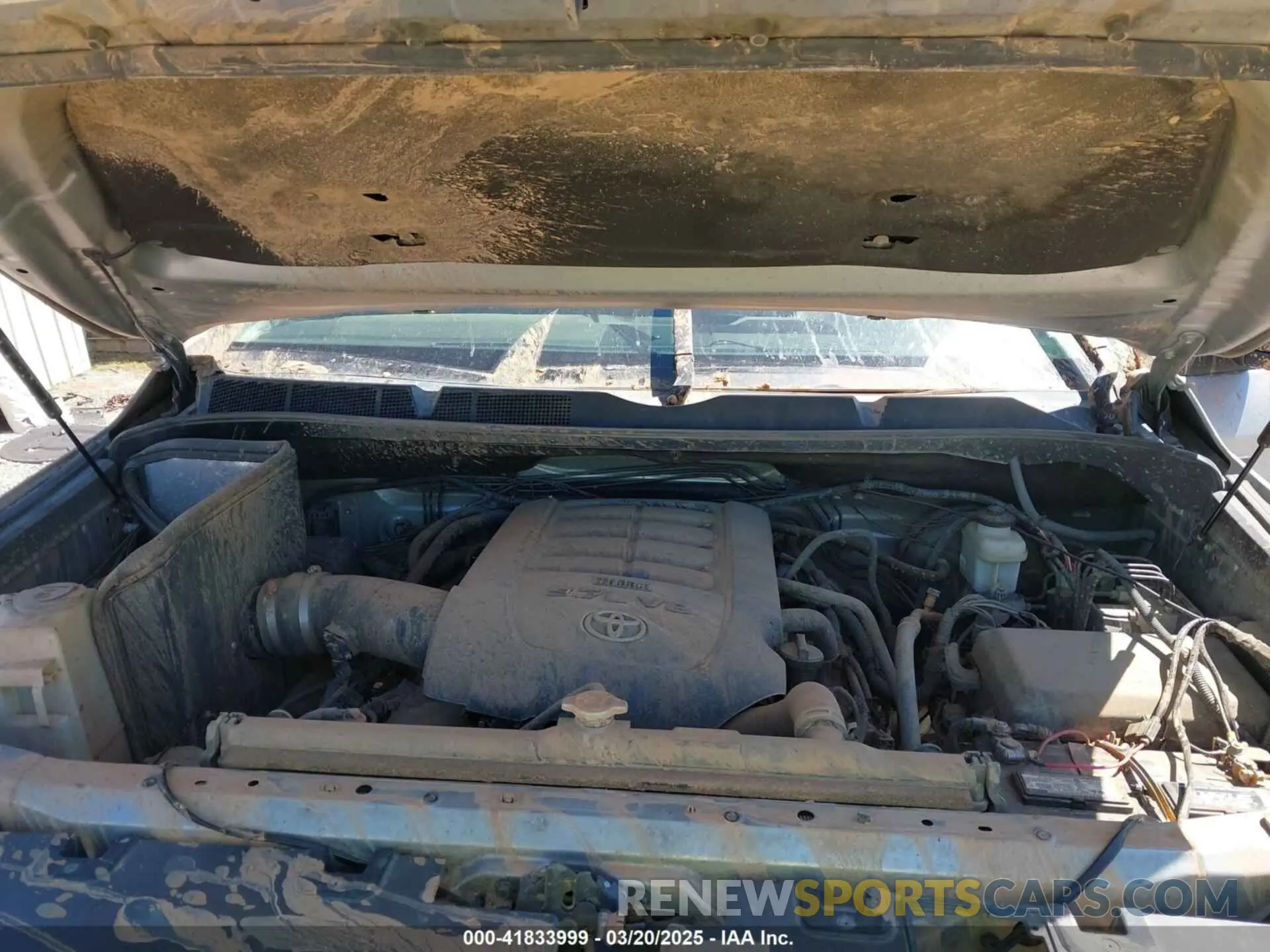 10 fotografías del automóvil dañado 5TFDW5F18KX804182 TOYOTA TUNDRA 2019