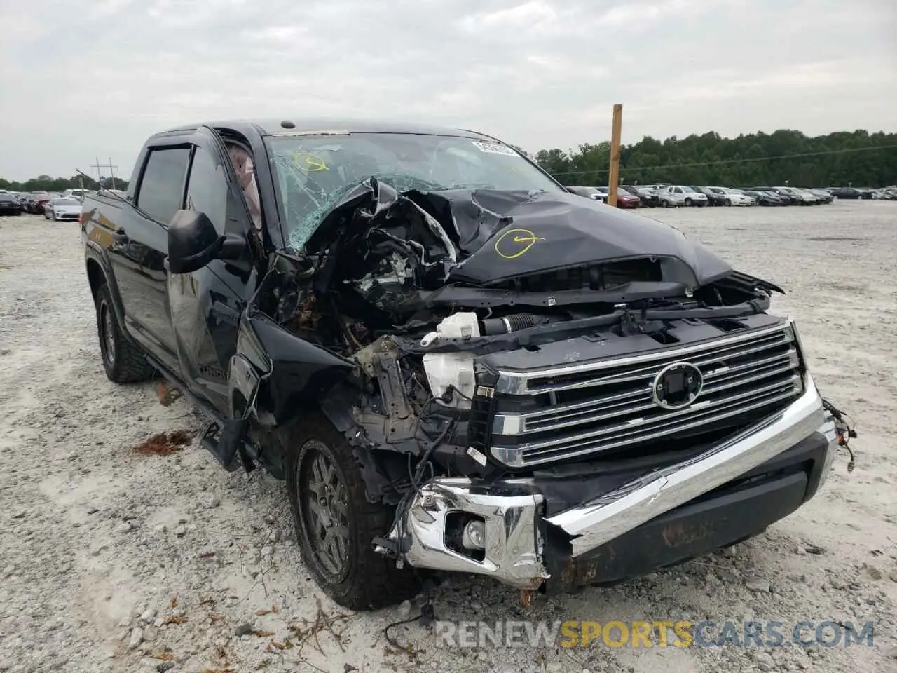 9 fotografías del automóvil dañado 5TFDW5F19KX832220 TOYOTA TUNDRA 2019