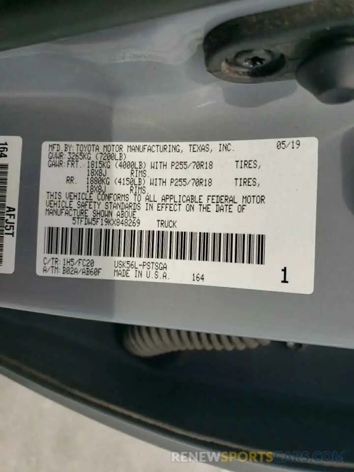 12 fotografías del automóvil dañado 5TFDW5F19KX848269 TOYOTA TUNDRA 2019
