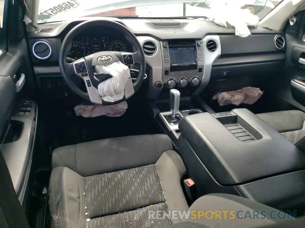 8 fotografías del automóvil dañado 5TFDW5F19KX848269 TOYOTA TUNDRA 2019