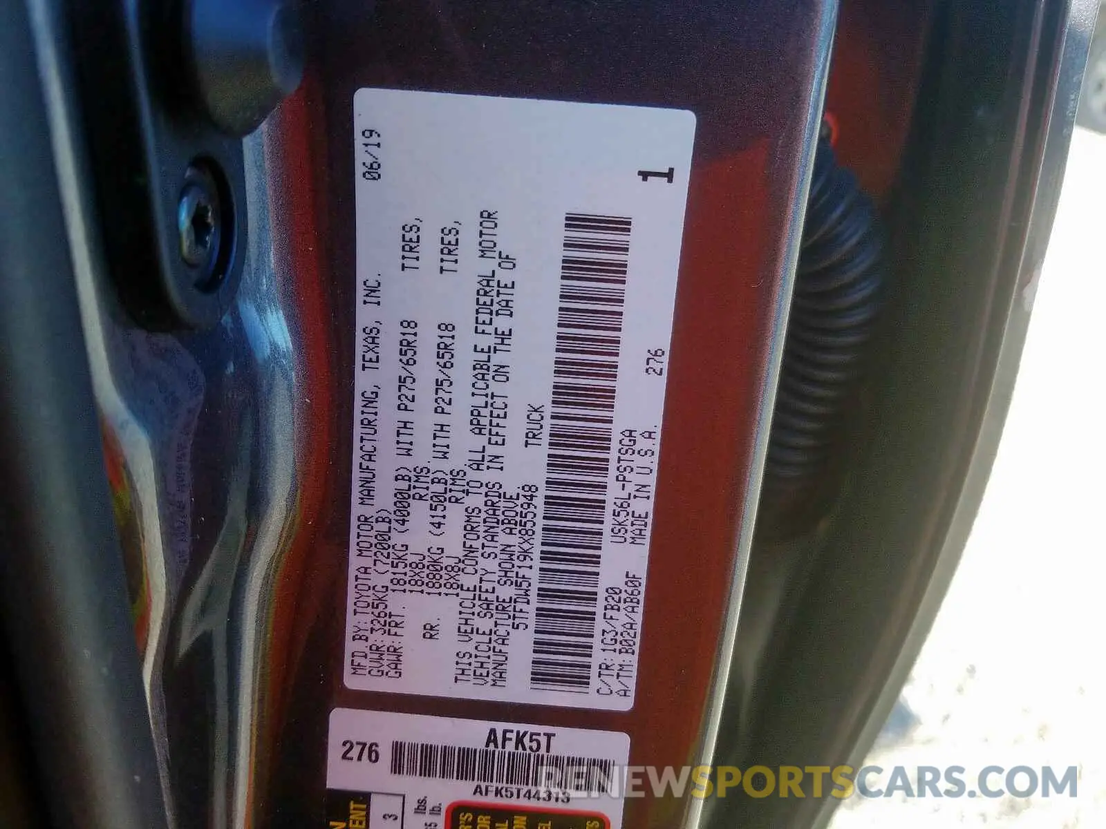 10 fotografías del automóvil dañado 5TFDW5F19KX855948 TOYOTA TUNDRA 2019