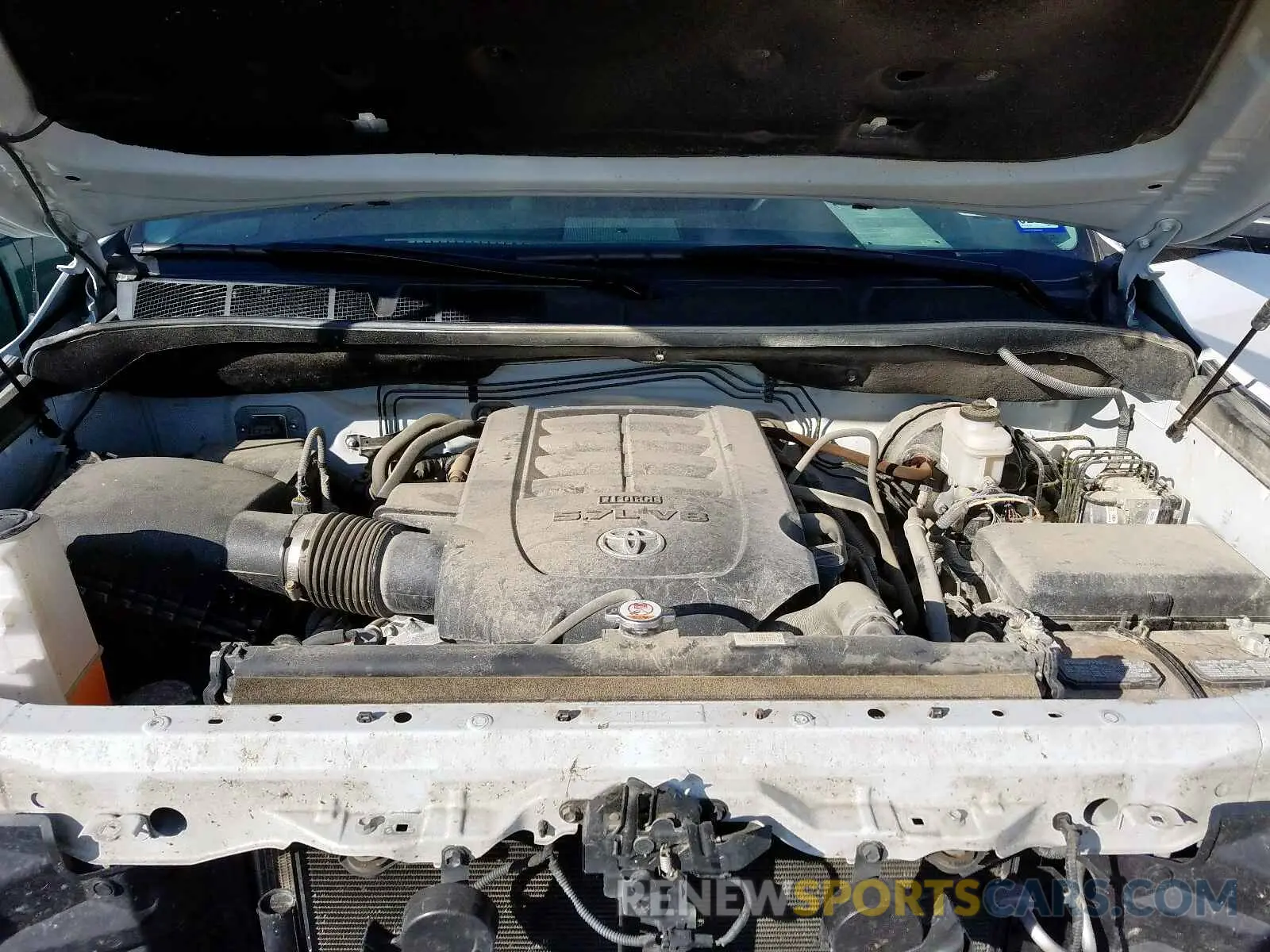 7 fotografías del automóvil dañado 5TFDW5F1XKX827155 TOYOTA TUNDRA 2019