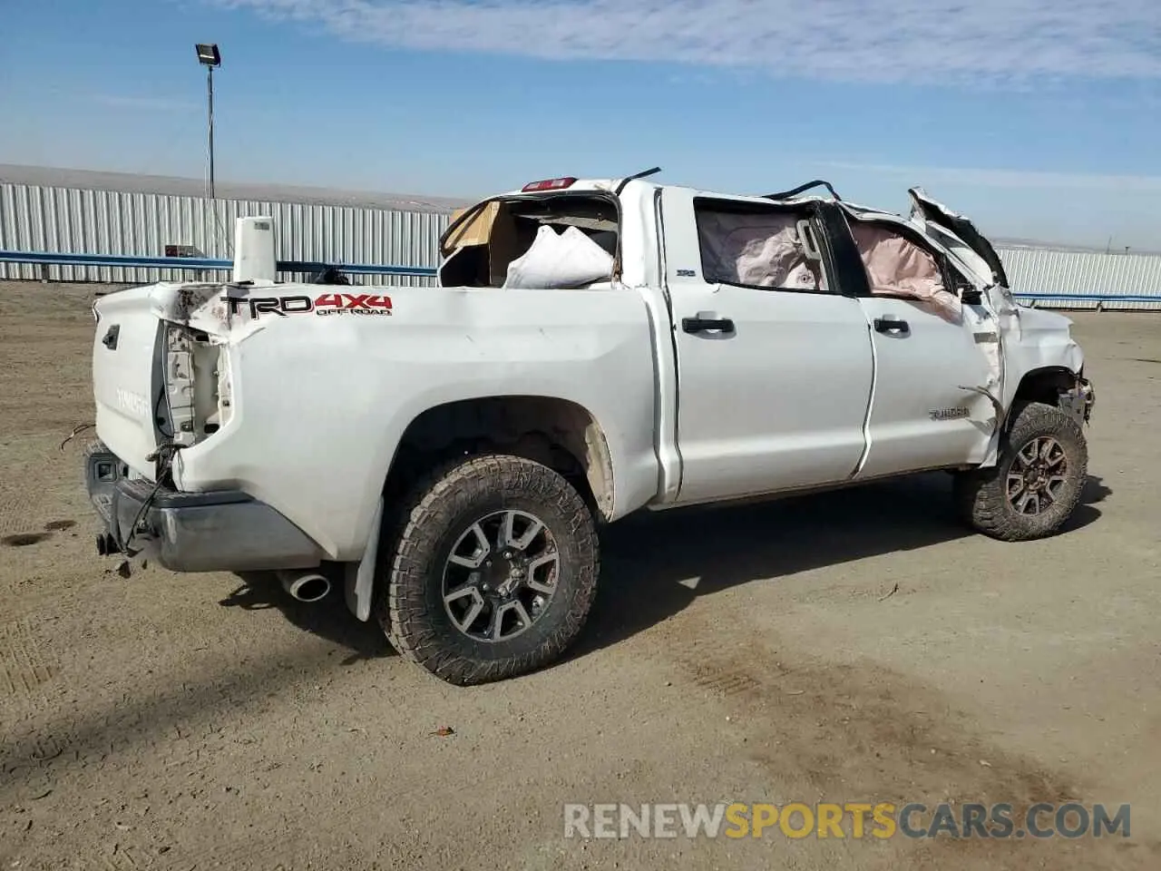 3 fotografías del automóvil dañado 5TFDY5F10KX797545 TOYOTA TUNDRA 2019