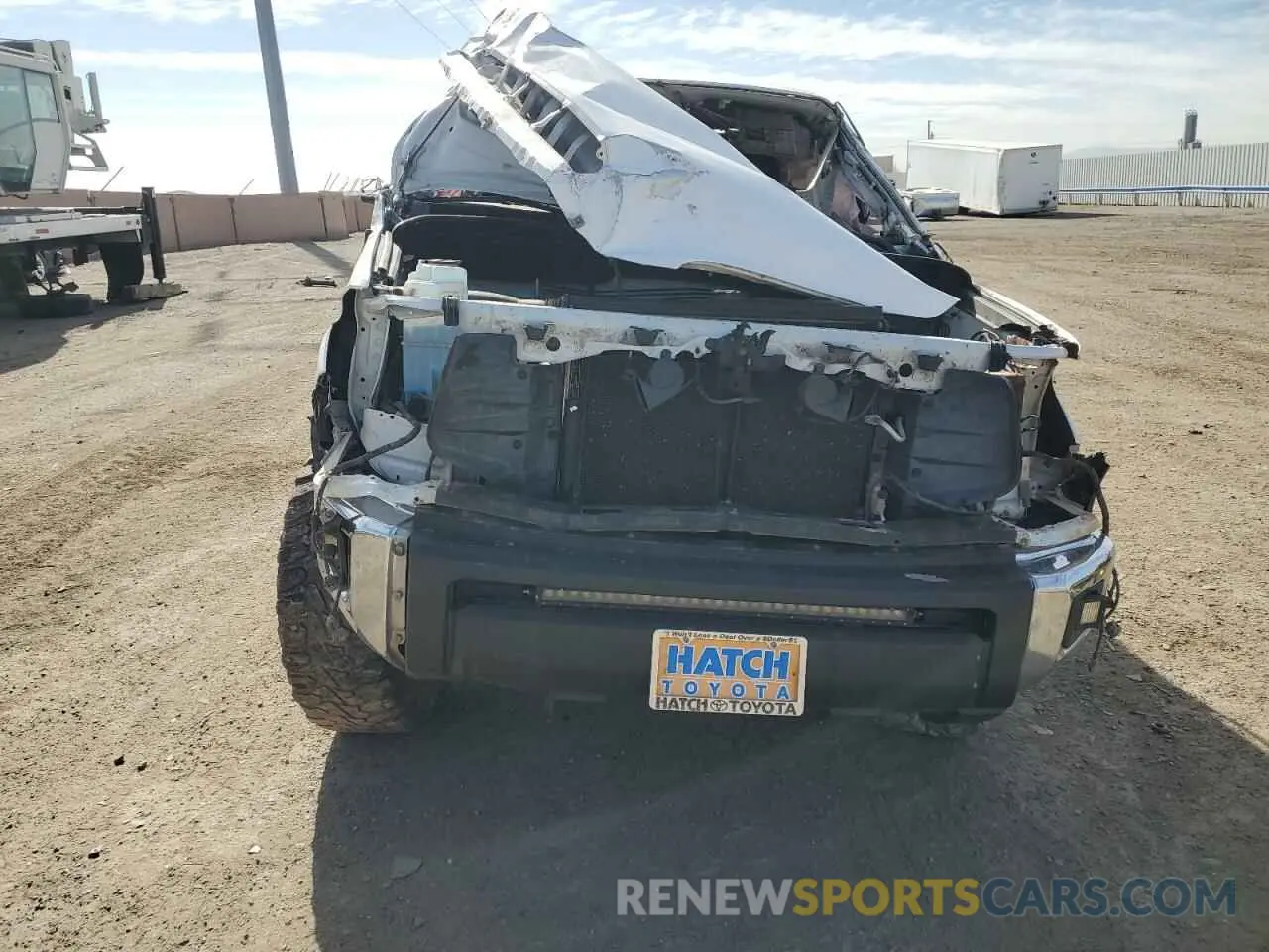 5 fotografías del automóvil dañado 5TFDY5F10KX797545 TOYOTA TUNDRA 2019