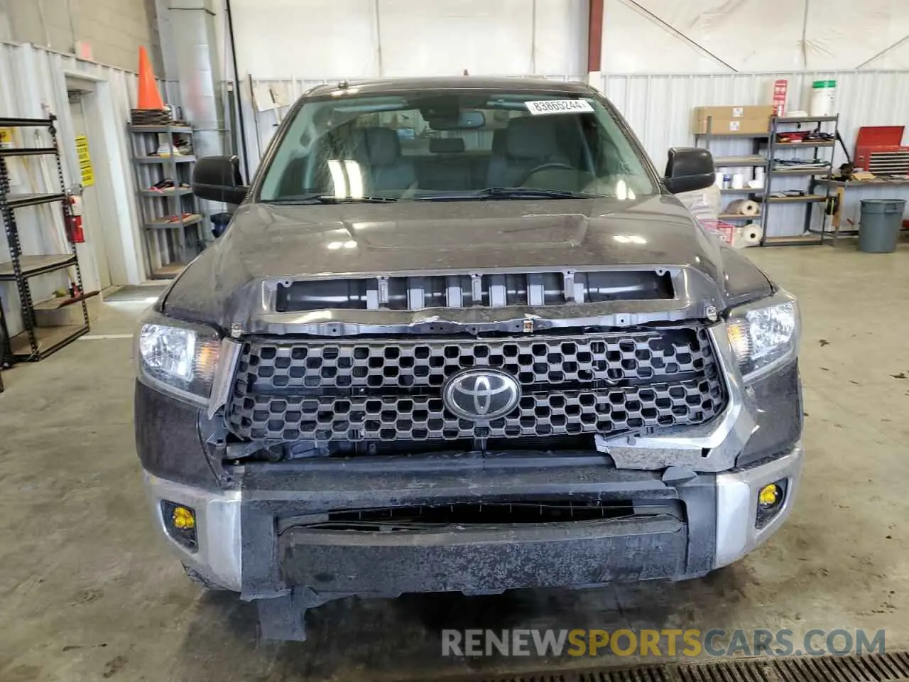 5 fotografías del automóvil dañado 5TFDY5F10KX823657 TOYOTA TUNDRA 2019