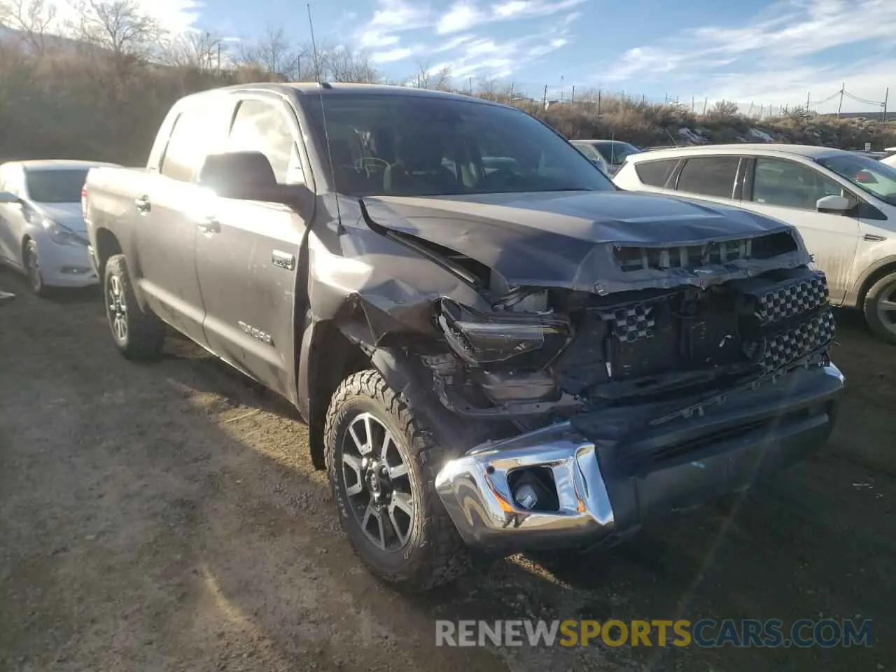 1 fotografías del automóvil dañado 5TFDY5F12KX781864 TOYOTA TUNDRA 2019