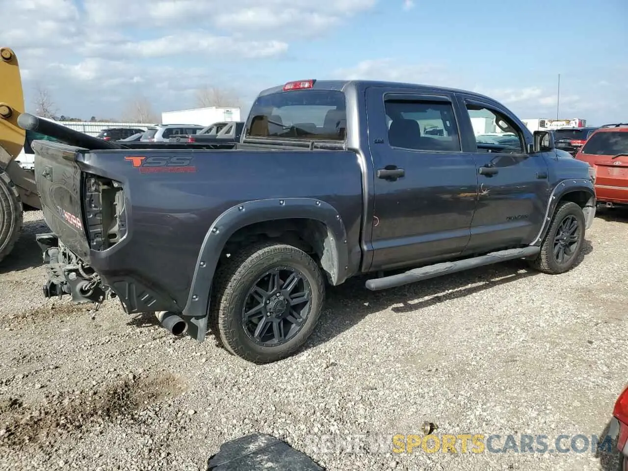 3 fotografías del automóvil dañado 5TFDY5F12KX782500 TOYOTA TUNDRA 2019