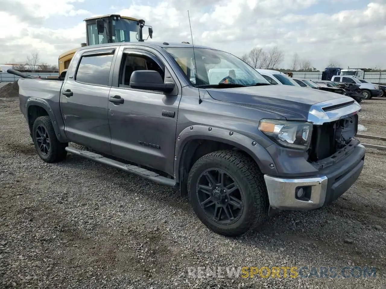 4 fotografías del automóvil dañado 5TFDY5F12KX782500 TOYOTA TUNDRA 2019