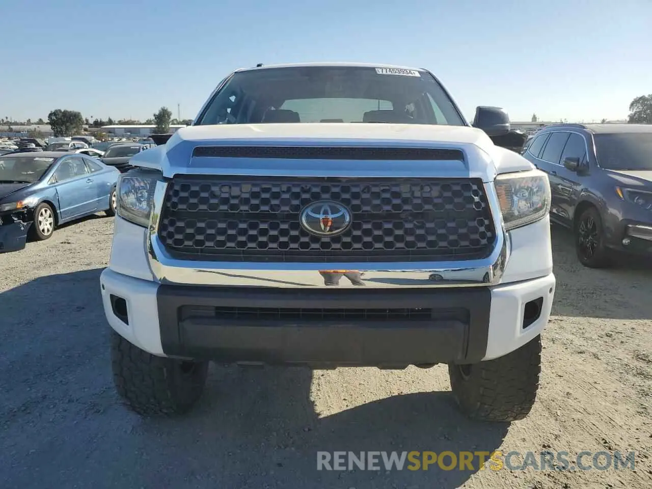 5 fotografías del automóvil dañado 5TFDY5F13KX827914 TOYOTA TUNDRA 2019