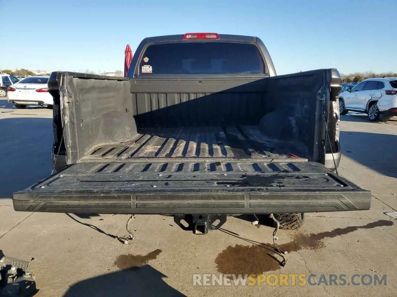 6 fotografías del automóvil dañado 5TFDY5F13KX834247 TOYOTA TUNDRA 2019