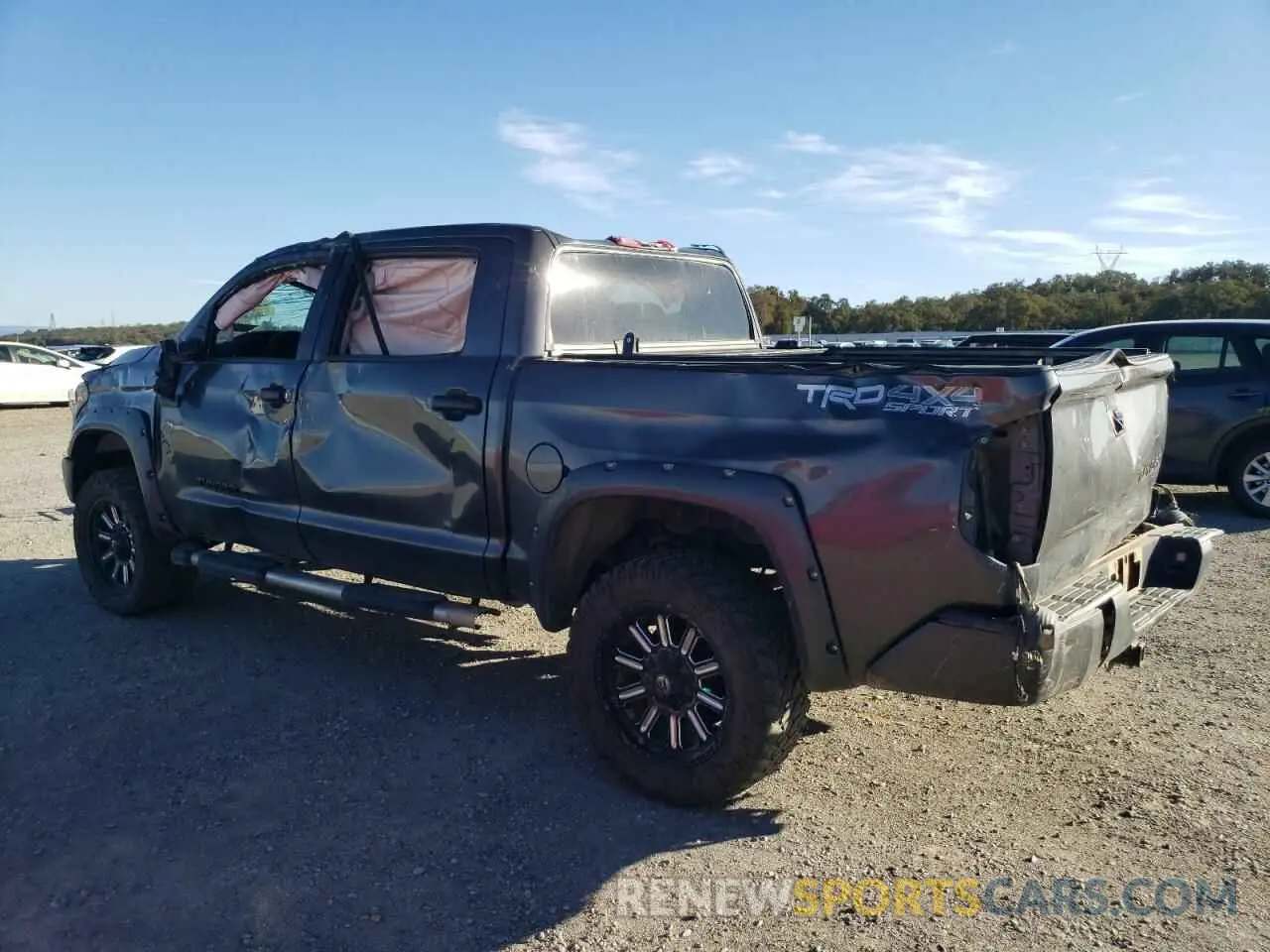 2 fotografías del automóvil dañado 5TFDY5F14KX830028 TOYOTA TUNDRA 2019