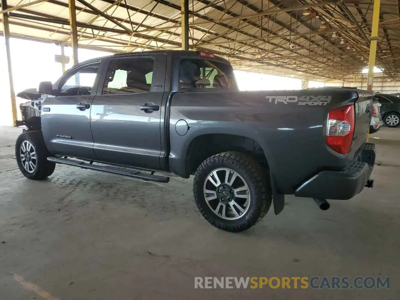 2 fotografías del automóvil dañado 5TFDY5F16KX829396 TOYOTA TUNDRA 2019