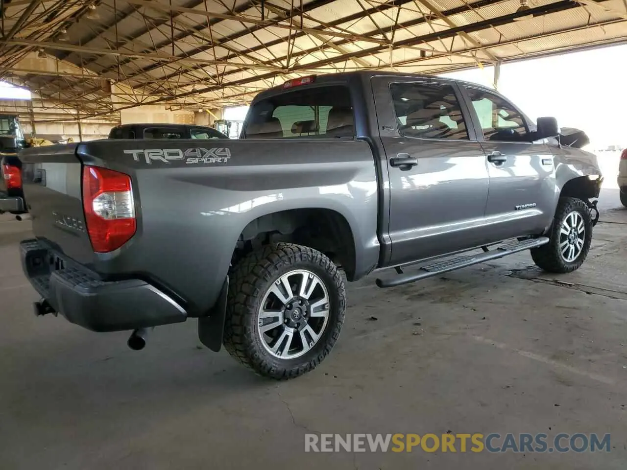 3 fotografías del automóvil dañado 5TFDY5F16KX829396 TOYOTA TUNDRA 2019