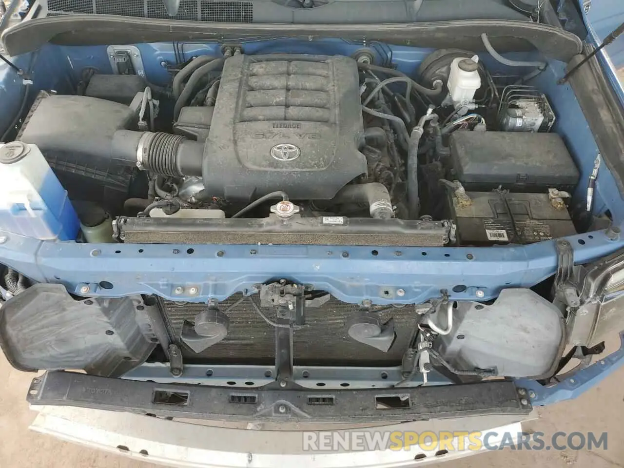11 fotografías del automóvil dañado 5TFDY5F17KX784730 TOYOTA TUNDRA 2019