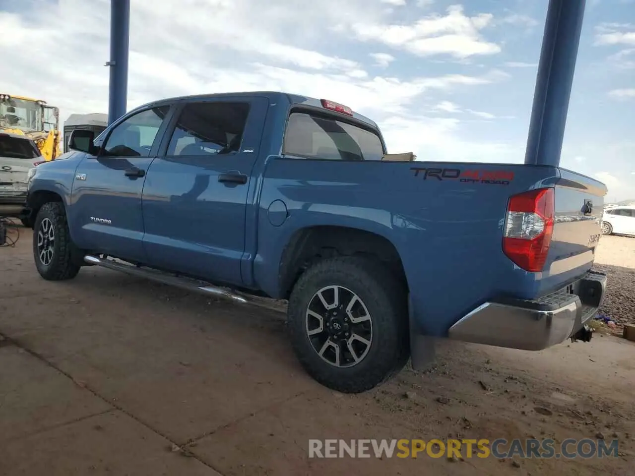 2 fotografías del automóvil dañado 5TFDY5F17KX784730 TOYOTA TUNDRA 2019