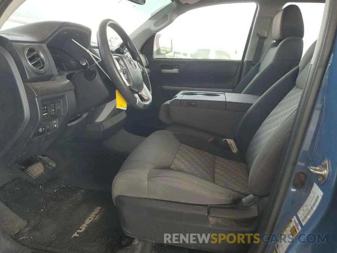7 fotografías del automóvil dañado 5TFDY5F17KX784730 TOYOTA TUNDRA 2019