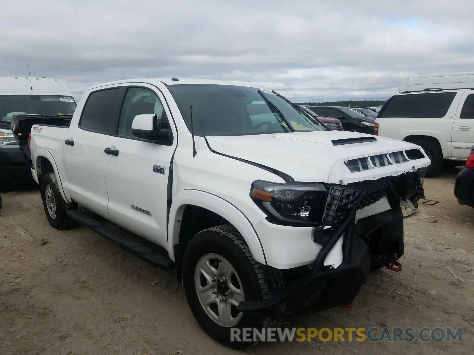 1 fotografías del automóvil dañado 5TFDY5F18KX853974 TOYOTA TUNDRA 2019