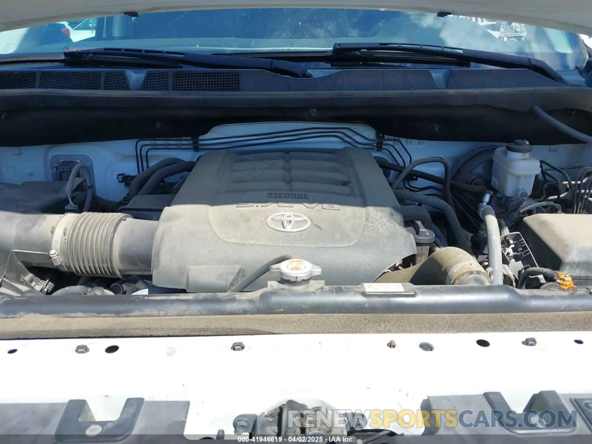 10 fotografías del automóvil dañado 5TFDY5F19KX839419 TOYOTA TUNDRA 2019