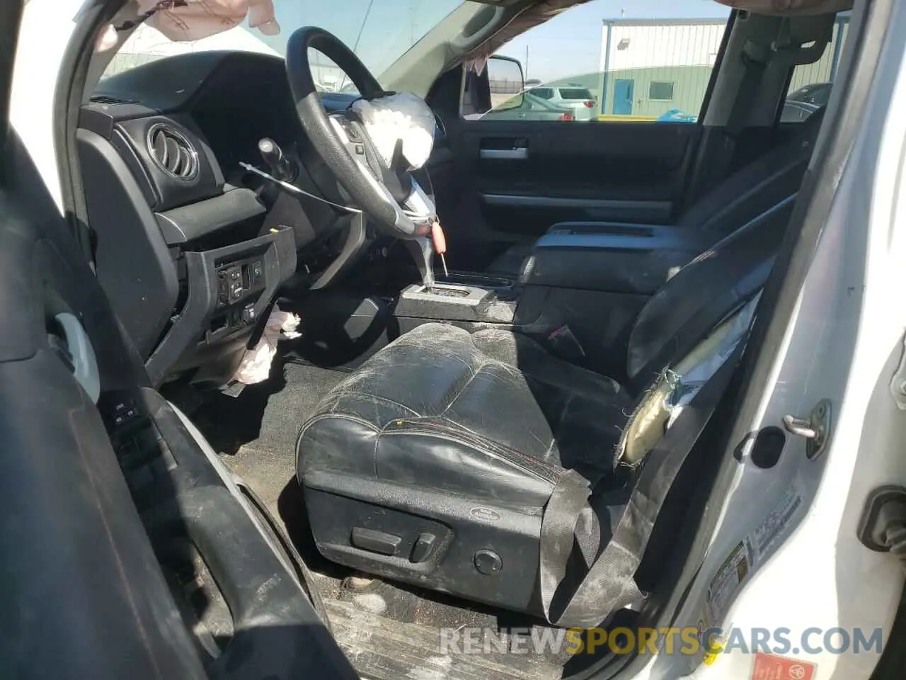 7 fotografías del automóvil dañado 5TFDY5F1XKX861476 TOYOTA TUNDRA 2019