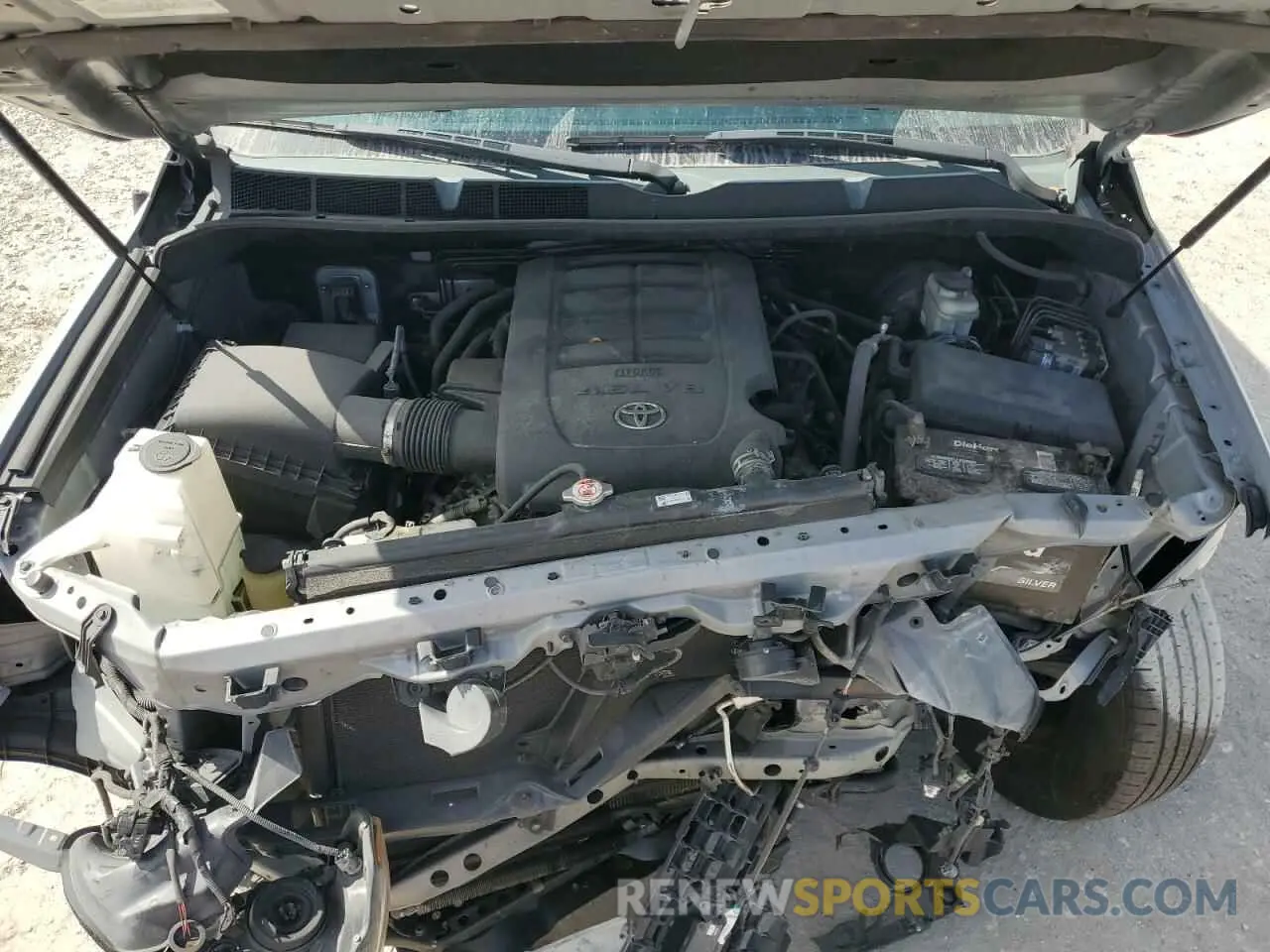12 fotografías del automóvil dañado 5TFEM5F10KX141846 TOYOTA TUNDRA 2019