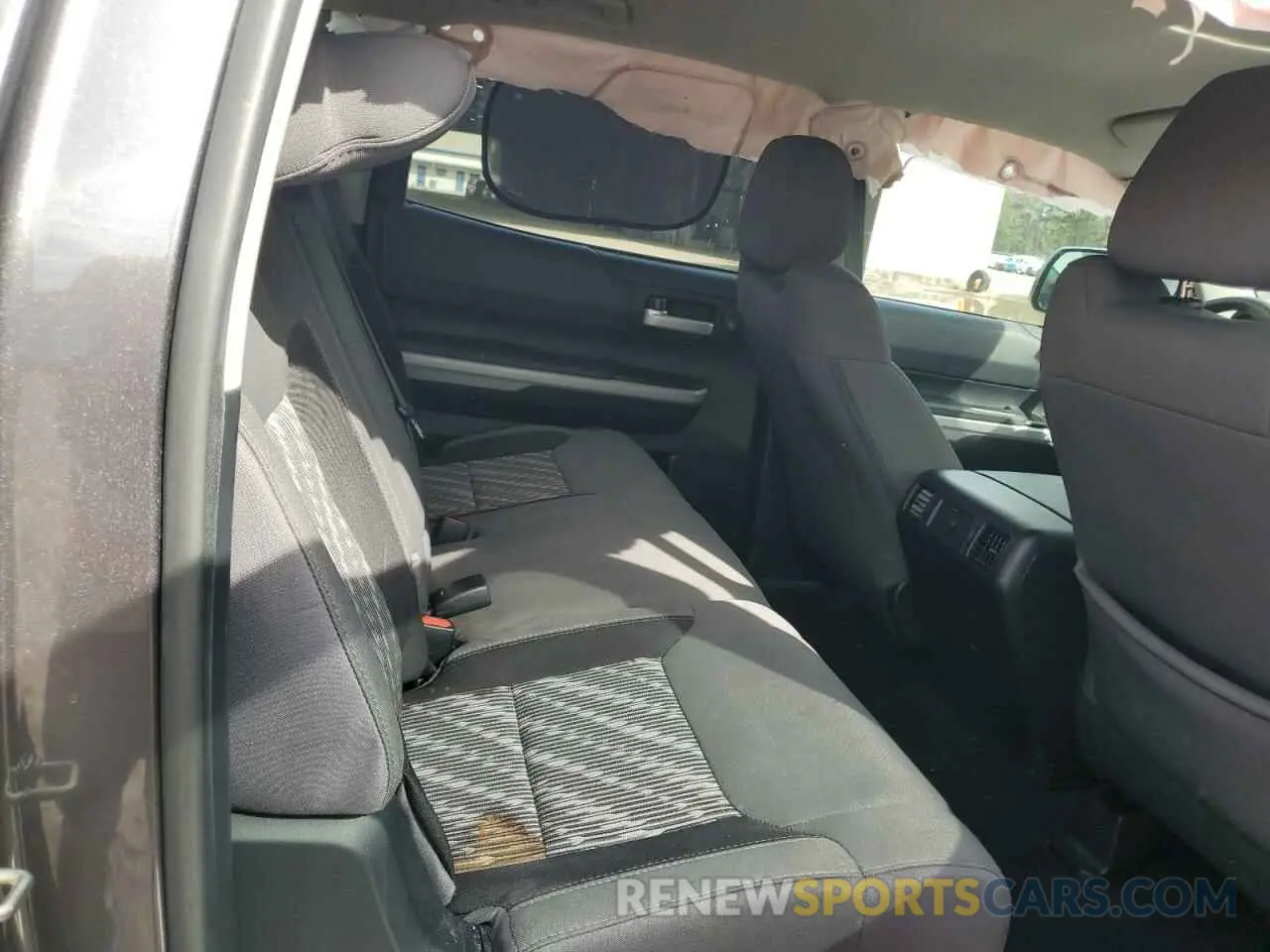 10 fotografías del automóvil dañado 5TFEY5F10KX244303 TOYOTA TUNDRA 2019