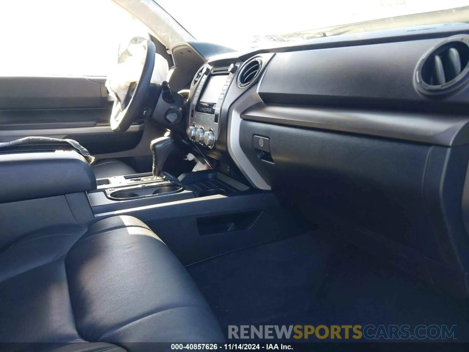 5 fotografías del automóvil dañado 5TFEY5F10KX251624 TOYOTA TUNDRA 2019