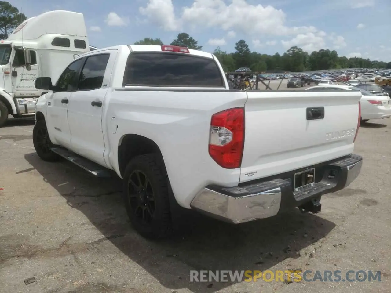 3 fotografías del automóvil dañado 5TFEY5F18KX248292 TOYOTA TUNDRA 2019