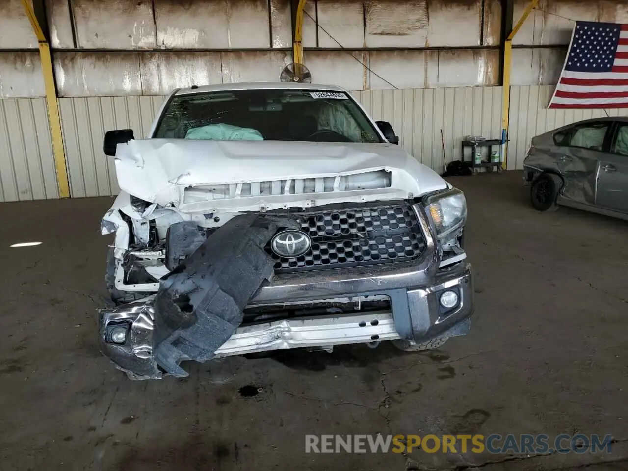 5 fotografías del automóvil dañado 5TFEY5F1XKX254594 TOYOTA TUNDRA 2019