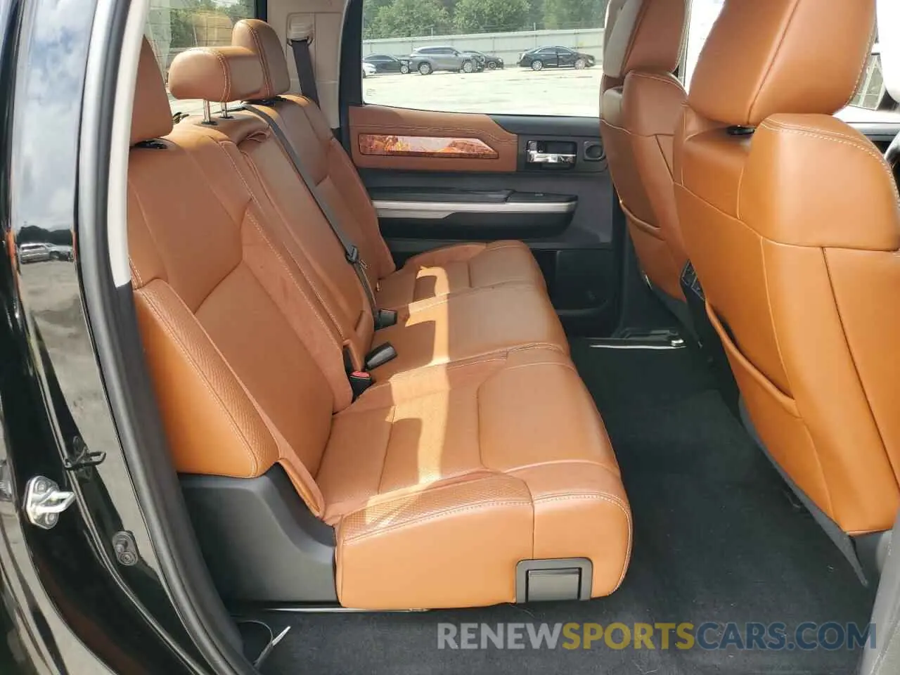 10 fotografías del automóvil dañado 5TFGY5F15KX245035 TOYOTA TUNDRA 2019