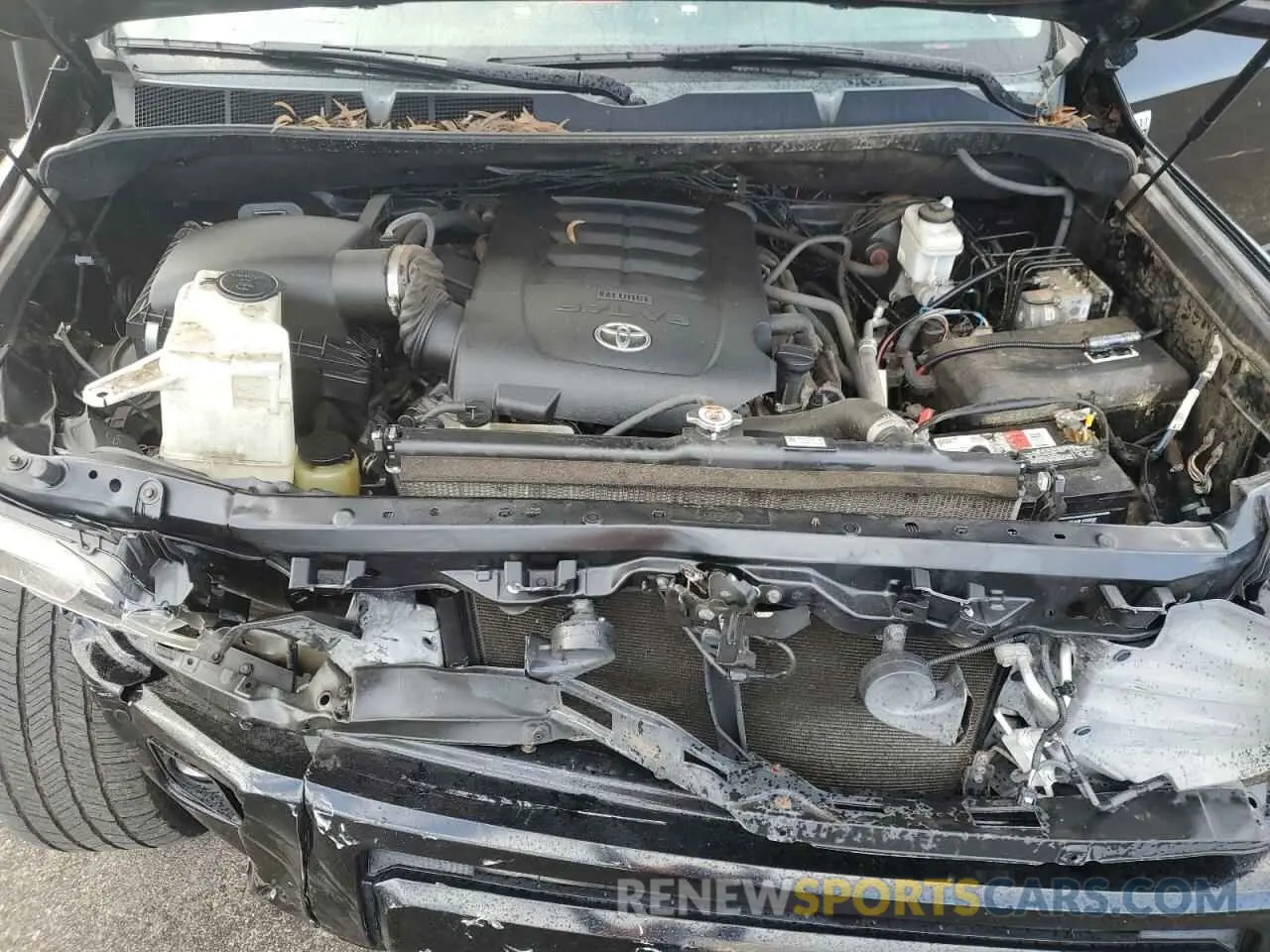 11 fotografías del automóvil dañado 5TFGY5F18KX249757 TOYOTA TUNDRA 2019