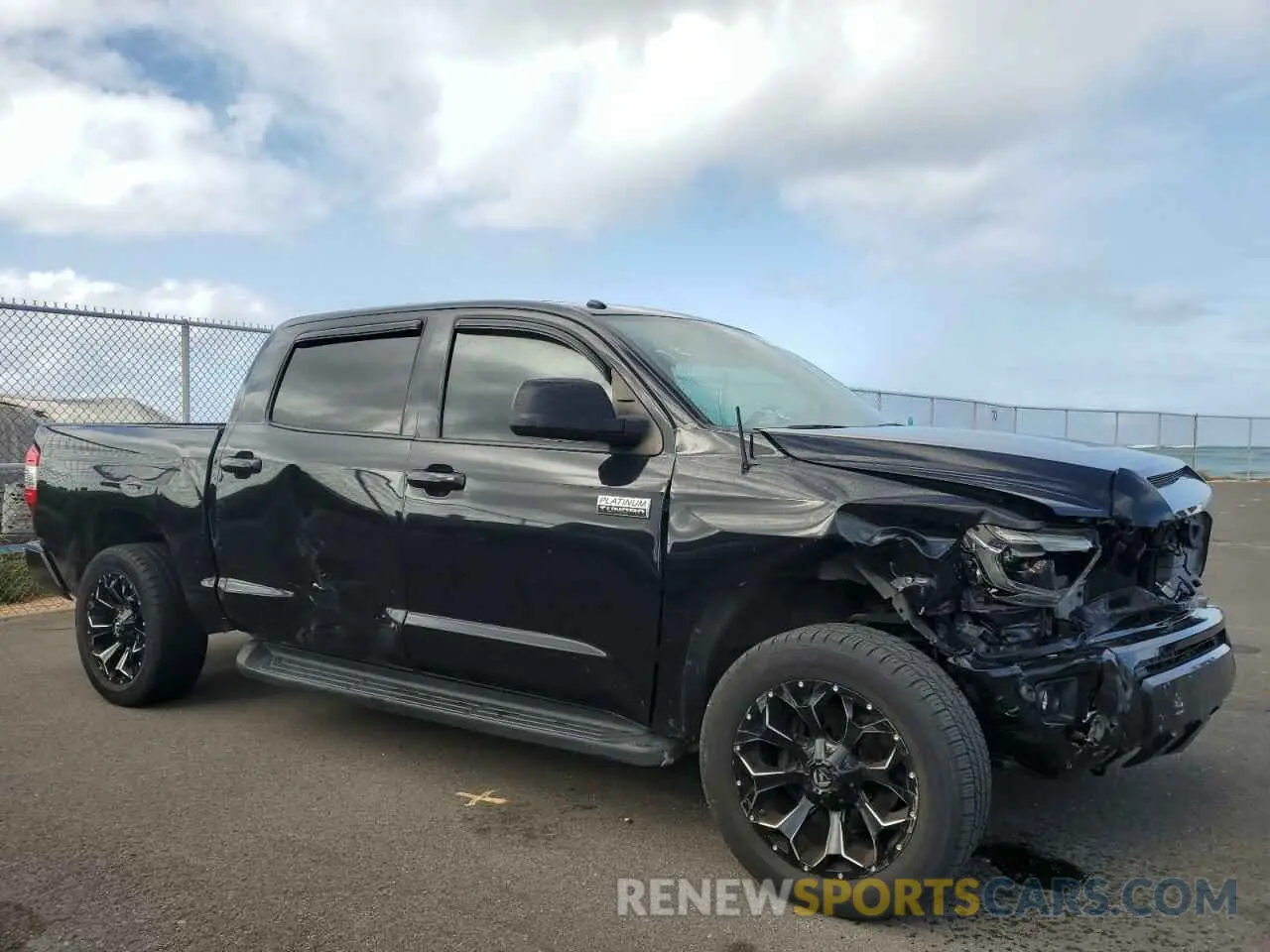 4 fotografías del automóvil dañado 5TFGY5F18KX249757 TOYOTA TUNDRA 2019