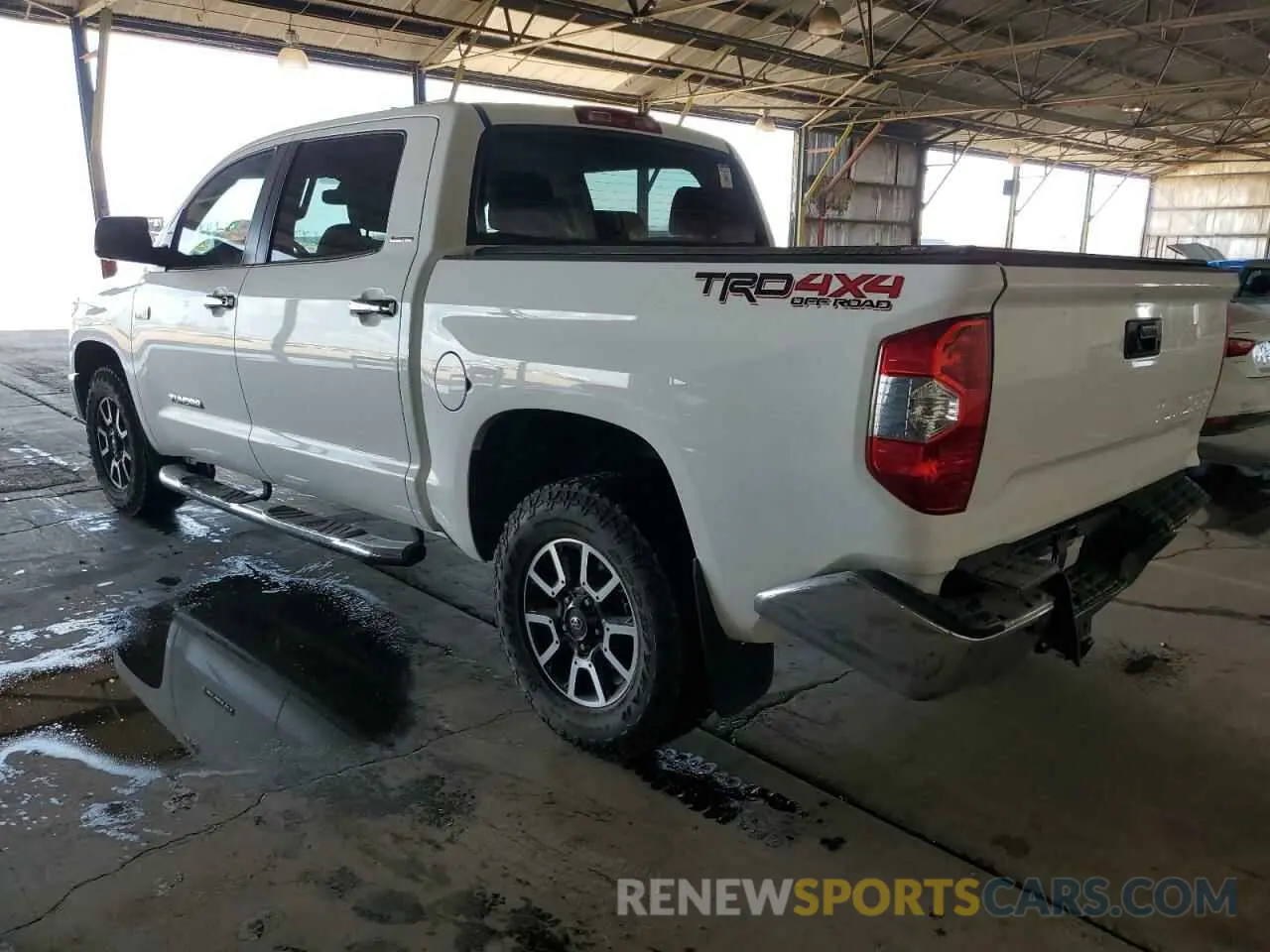 2 fotografías del automóvil dañado 5TFHY5F10KX857664 TOYOTA TUNDRA 2019