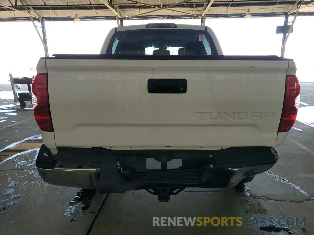 6 fotografías del automóvil dañado 5TFHY5F10KX857664 TOYOTA TUNDRA 2019