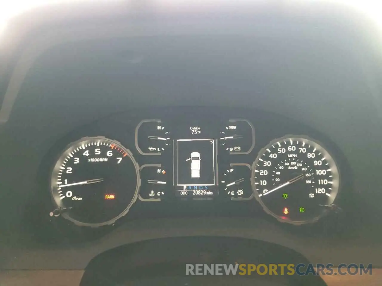 9 fotografías del automóvil dañado 5TFHY5F10KX857664 TOYOTA TUNDRA 2019