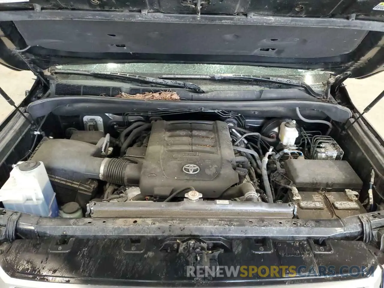 11 fotografías del automóvil dañado 5TFHY5F16KX862240 TOYOTA TUNDRA 2019