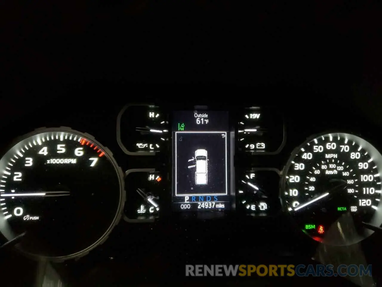 9 fotografías del automóvil dañado 5TFHY5F16KX862240 TOYOTA TUNDRA 2019