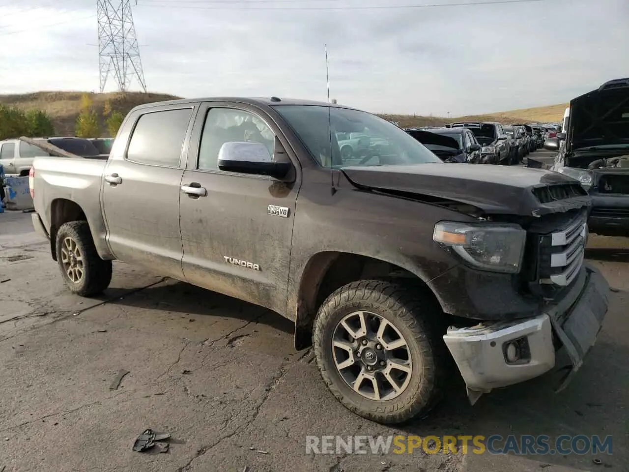 4 fotografías del automóvil dañado 5TFHY5F17KX857306 TOYOTA TUNDRA 2019