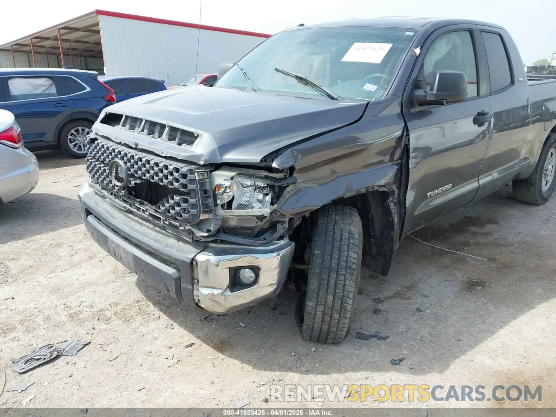 6 fotografías del automóvil dañado 5TFRM5F11KX135202 TOYOTA TUNDRA 2019